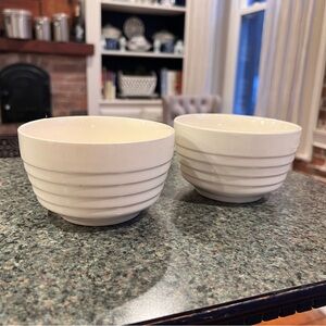 Lot of 2 Vintage 40s Beehive Bowls